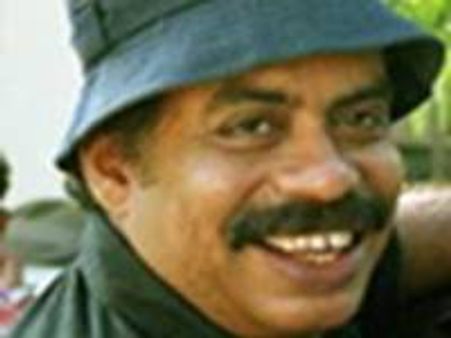 തിലകന്‍ ചെന്നായതോലണിഞ്ഞ ആട്ടിന്‍കുട്ടി:അന്തിക്കാട്