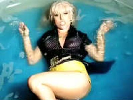 സെക്സ് റഷ്യന്‍ റൗലറ്റാക്കരുത്-ലേഡി ഗാഗ