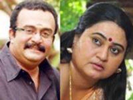 സായി കുമാറും ബിന്ദു പണിക്കരും ഹൗസ്‌ബോട്ടില്‍?