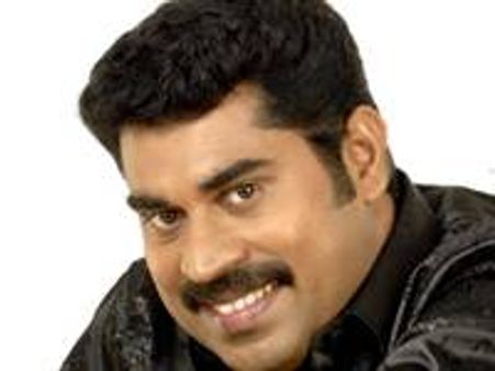 ശക്തന്‍ തമ്പുരാനായി സുരാജ് വെഞ്ഞാറമൂട്