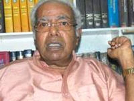 ലാലിനെ മാനിയ്ക്കുന്നു; ഇടവേള ആശ്രിതന്‍