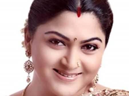 ഖുശ്ബു ബച്ചന്റെ ഭാര്യയാകുന്നു