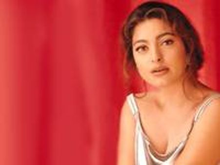 ജൂഹി ചാവ്‌ല വീണ്ടും മോഹന്‍ലാലിനൊപ്പം