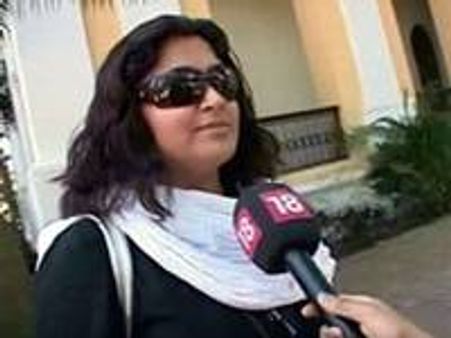 ആഭാസ നടികള്‍- ഖുശ്ബു വീണ്ടും വിവാദത്തില്‍