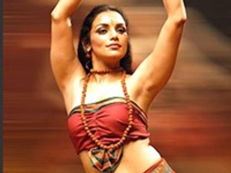 അവളുടെ രാവുകള്‍; രാജിയായി ശ്വേത