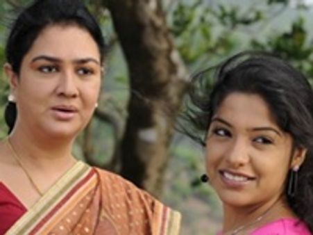 പ്രേക്ഷക മനംകവര്‍ന്ന് മമ്മിയും ഞാനും