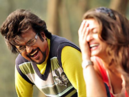 യന്തിരനില്‍ പണമെറിഞ്ഞുള്ള ഗാനരംഗങ്ങള്‍