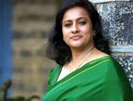 അവളുടെ രാവുകള്‍- സീമക്ക് രണ്ടാമൂഴം