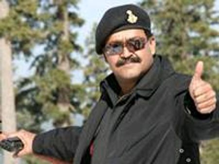 മോഹാന്‍ലാലിന്റെ കാണ്ടഹാര്‍ തുടങ്ങി