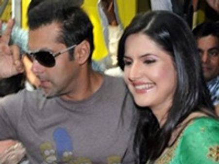 കത്രീന കൈവിട്ടു; സല്‍മാന് പുതിയ കാമുകി