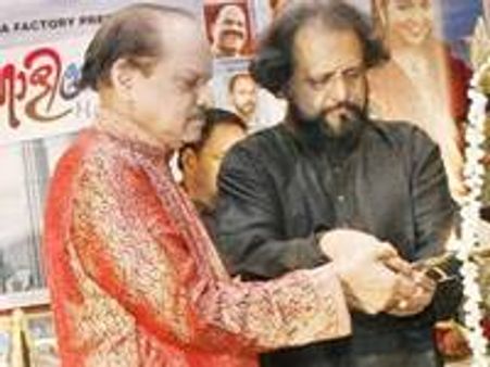 അറ്റ്ലസ് രാമചന്ദ്രന്‍ സംവിധായകനാവുന്നു