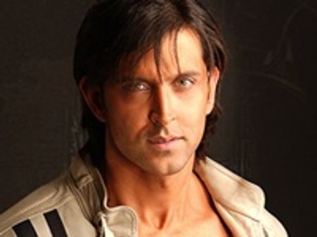 ഋത്വിക്കിന്റെ വീട്ടില്‍ ഒളിക്യാമറകള്‍