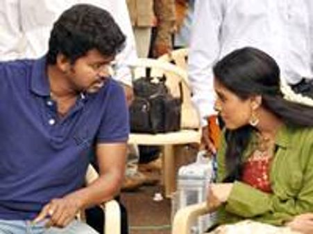 കാവല്‍ക്കാരനില്ല പകരം കാവല്‍ കാതല്‍