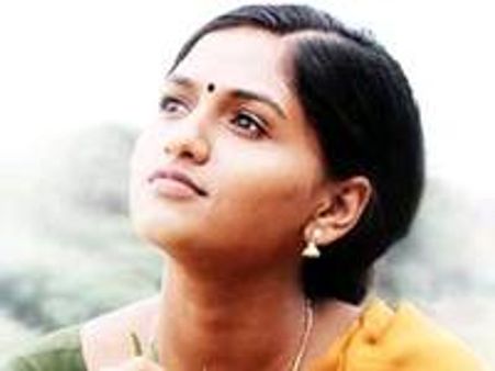 അസിന്‍ വെറും പശു!!