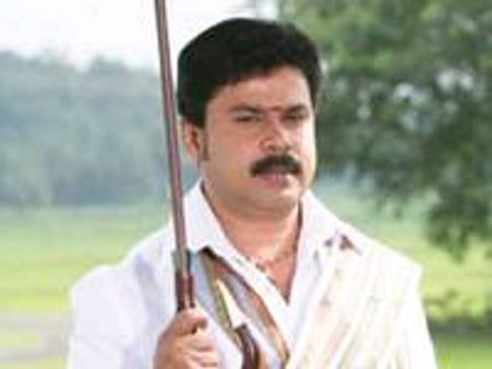 കാര്യസ്ഥന് ശേഷം ഗുമസ്തന്‍