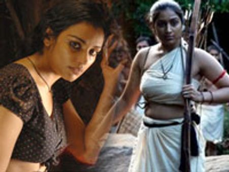 പുറം ചൊറിഞ്ഞത് ആര് ശ്വേതയോ പത്മപ്രിയയോ?