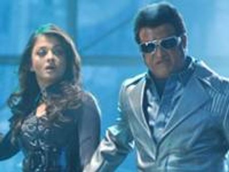 യന്തിരന്‍ മോഷണമെന്ന് പരാതി