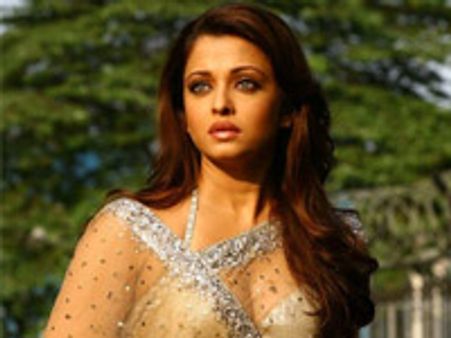 കിടപ്പറരംഗം മാറ്റിയാല്‍ അഭിനയിക്കാമെന്ന് ആഷ്