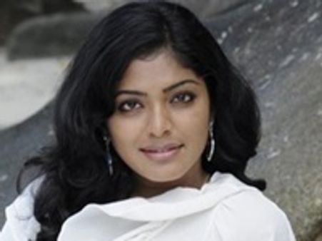 സിദ്ധാര്‍ഥിന്റെ നിദ്രയില്‍ റീമ നായിക