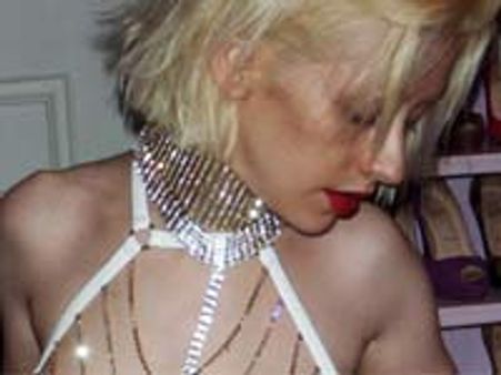 ക്രിസ്റ്റീന അഗ്വിലേരയുടെ ചിത്രങ്ങള്‍ പുറത്ത്