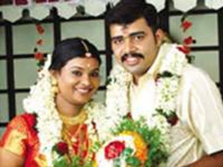 സുന്ദരി വന്നു...വിനുവിന്റെ ജീവിതത്തിലേക്ക്