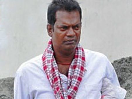 സ്റ്റാര്‍ ആരാധകനെ കണ്ടെത്തിയ ലീഡര്‍