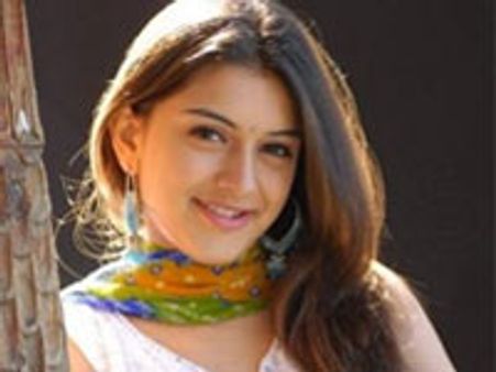 ഉദയ്‌നിധിയുടെ നായികയായി ഹന്‍സിക