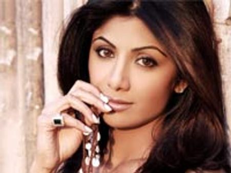 ശില്‍പ ഷെട്ടിയുടെ സ്പാ പൂട്ടുന്നു