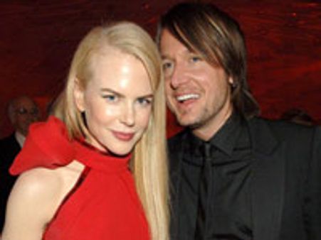 വാടക ഗര്‍ഭം, നികോളിന് പെണ്‍കുഞ്ഞ്