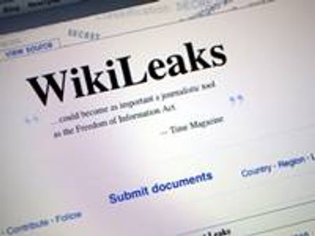 ഫേസ്ബുക്കിന് പിന്നാലെ വിക്കിലീക്‌സും ഹോളിവുഡില്‍