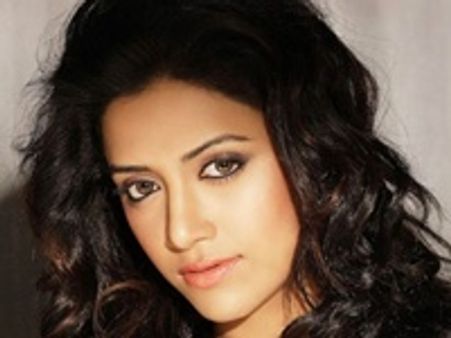 മുകേഷിന്റെ നായികയായി മംമ്ത