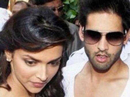 ദീപികയ്ക്കായി സിദ്ധാര്‍ത്ഥ് 60കോടി ഇറക്കുന്നു