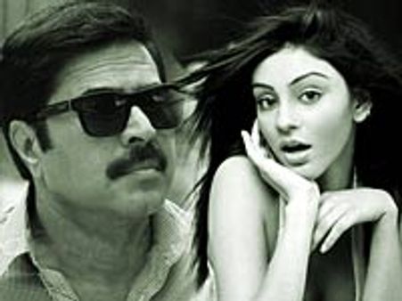 മമ്മൂട്ടി-ജയരാജ് ടീമിന്റെ ദ ട്രെയിന്‍ മുംബൈയില്‍