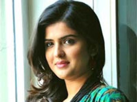 വിക്രമിന് പുതിയ ഗ്ലാമര്‍ നായിക