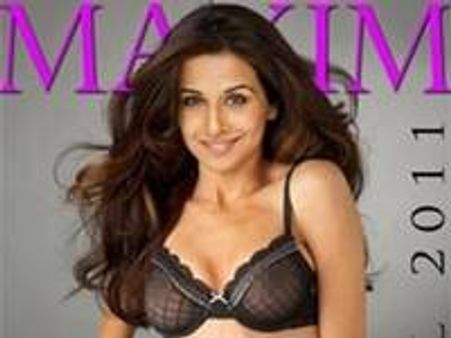 ബിക്കിനിയിടാതെ വിദ്യയും ബിക്കിനിയില്‍