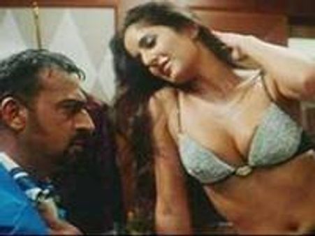 കത്രീനയുടെ ബൂം ചുംബനം വീണ്ടും