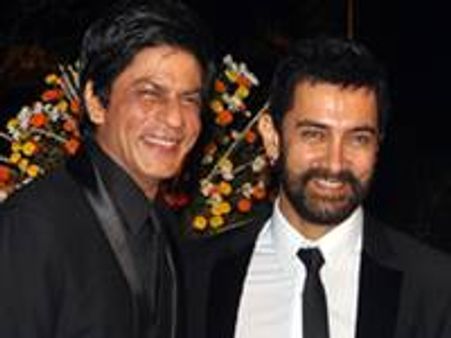 ഷാരൂഖിനെ വെല്ലാന്‍ അമീര്‍?