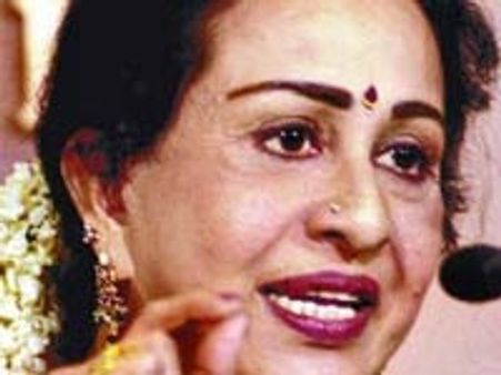 മോഹന്‍ലാലിനൊപ്പം ഷീല കൂടെ തിലകനും?
