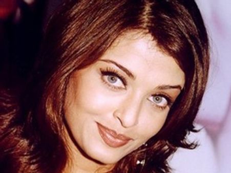 ഐശ്വര്യ റായ് വസ്ത്ര ബിസിനസിലേയ്ക്ക്