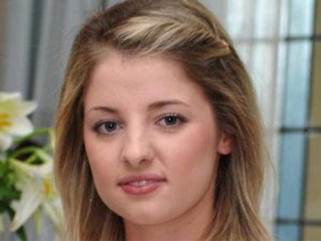 ചിയര്‍ഗേള്‍ ഗബ്രിയേല ബോളിവുഡിലേയ്ക്ക്