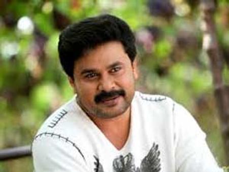 മലയാളി ഇല്ലാത്തതിനാല്‍ അവാര്‍ഡ് കിട്ടി: ദിലീപ്