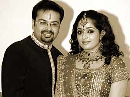 കാവ്യയ്ക്കും നിഷാലിനും വിവാഹമോചനം