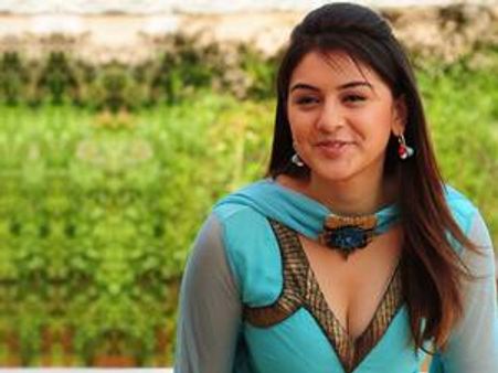 ഹന്‍സിക മോട്‌വാനി വെറും ഹന്‍സിക!