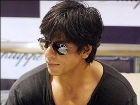 ഷാരൂഖിനു ശസ്ത്രക്രിയ