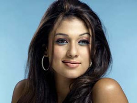 ശ്രീരാമരാജ്യം നയന്‍സിന്റെ അവസാനചിത്രം?