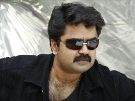 ജോസേട്ടന്റെ 'ഹീറോ' അനൂപ് മേനോന്‍