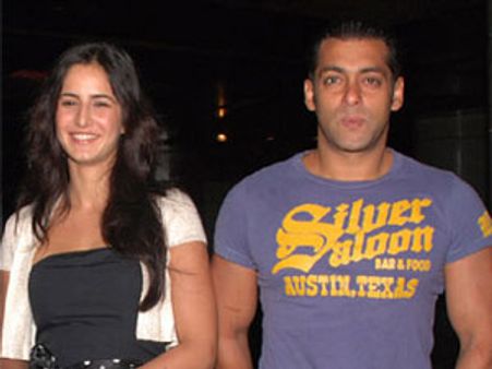 സല്ലുവിന്റെ വീട്ടില്‍ കത്രീനയുടെ പിറന്നാളാഘോഷം!