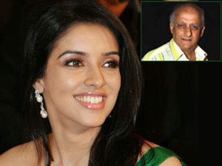 ബോളിവുഡില്‍ അസിന്റെ ഭാവി ശോഭനമല്ല!!