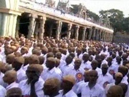 രജനിയ്ക്കായി വിരിഞ്ഞത് 1008 മൊട്ടകള്‍