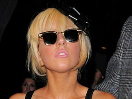 ലേഡി ഗാഗ മരിച്ചുവെന്ന് ഫേസ്‍ബുക്ക്